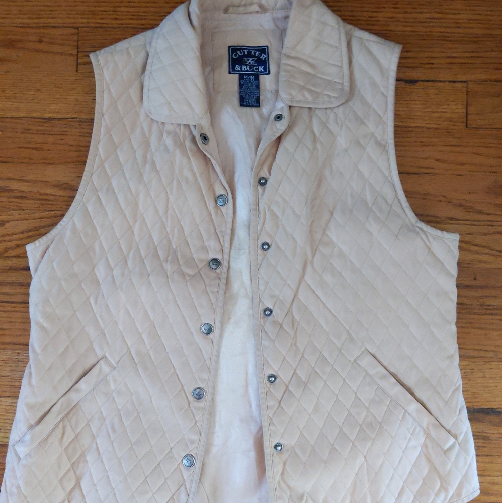 ❤️‍🔥3 for $15 Cutler & Buck cream quilted vest with pockets